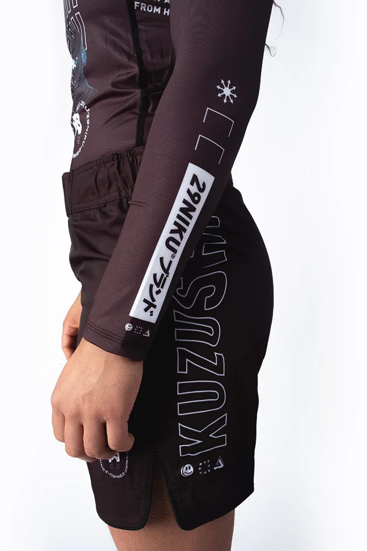 Kuzushi Nogi Shorts