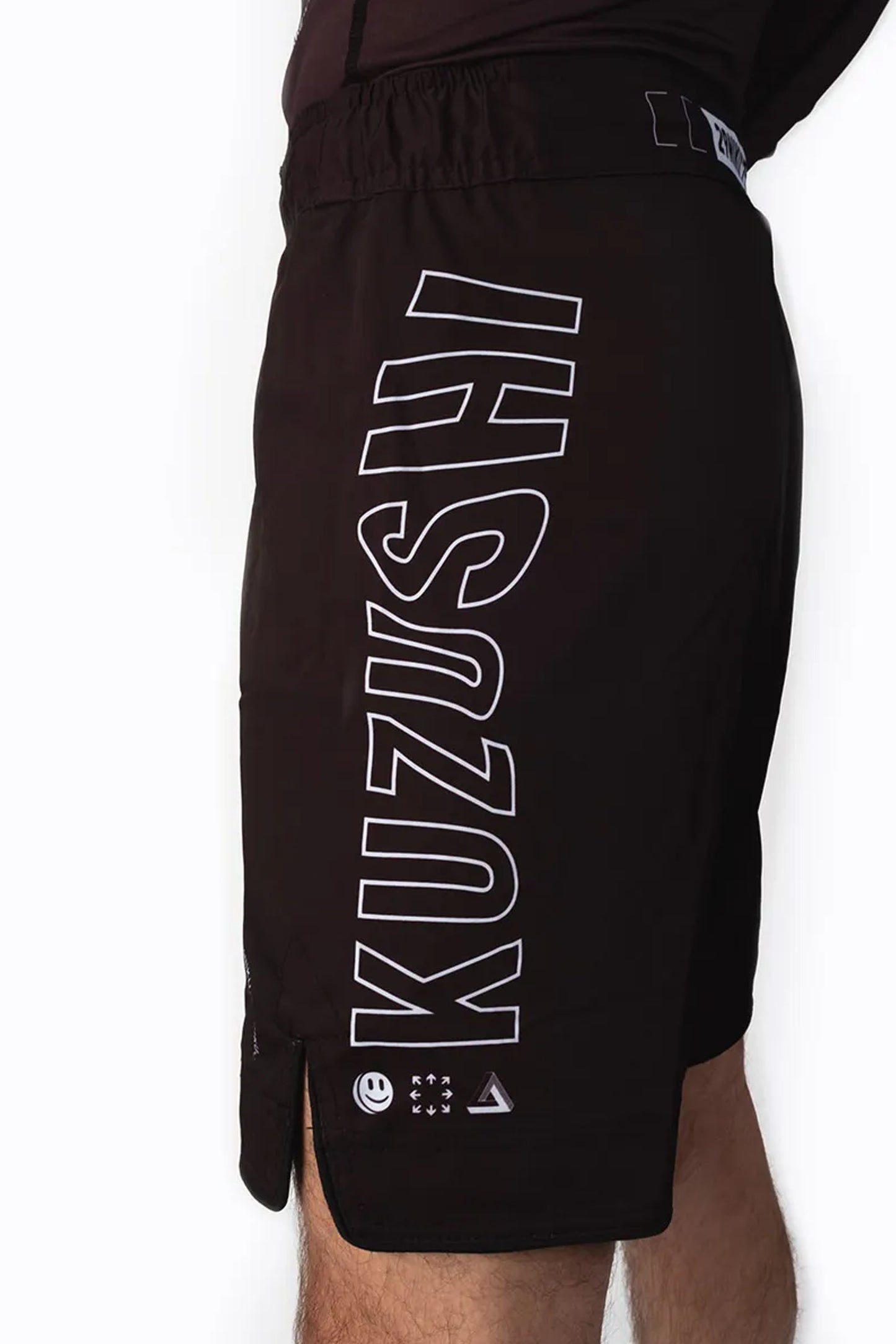 Kuzushi Nogi Shorts