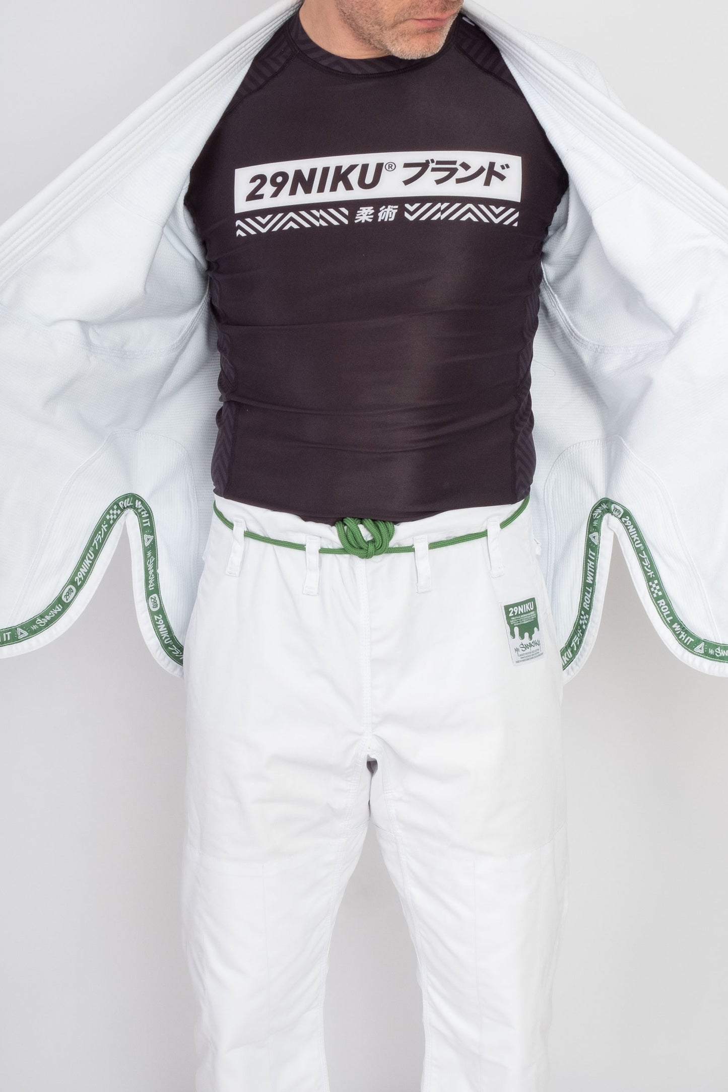 Mr. Sankaku Gi – White